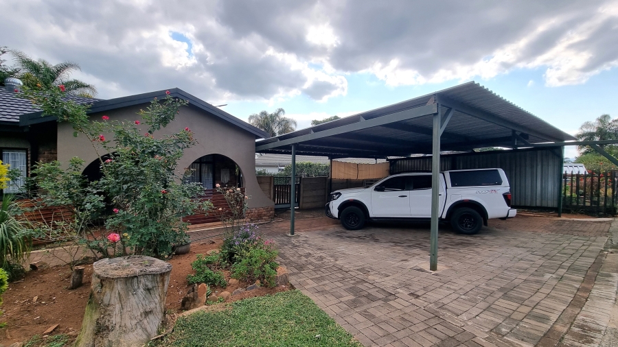 4 Bedroom Property for Sale in Barberton Mpumalanga