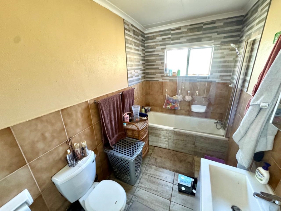 2 Bedroom Property for Sale in Secunda Mpumalanga