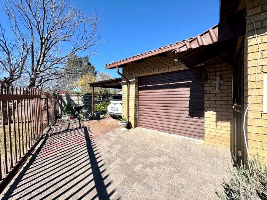 2 Bedroom Property for Sale in Secunda Mpumalanga