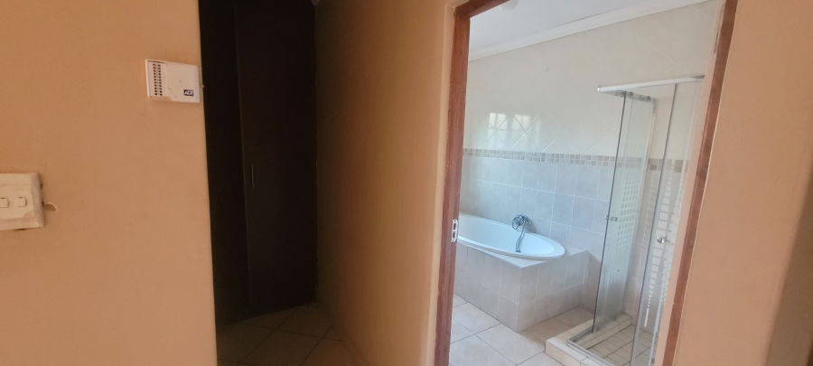 3 Bedroom Property for Sale in Mineralia Mpumalanga