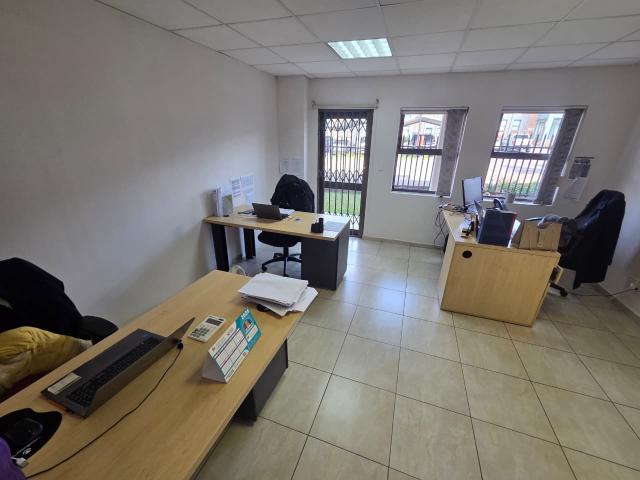 To Let Commercial Property for Rent in Ben Fleur Mpumalanga