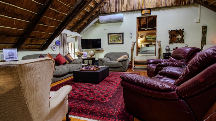 5 Bedroom Property for Sale in Marloth Park Mpumalanga