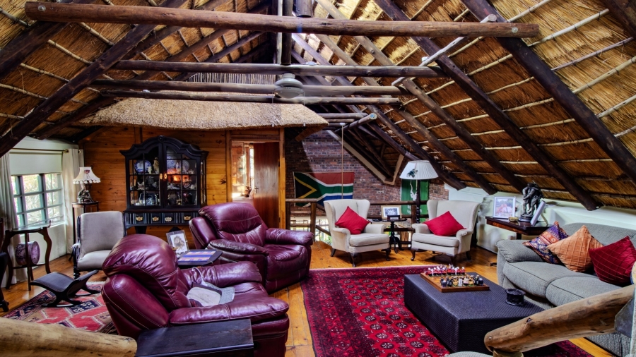 5 Bedroom Property for Sale in Marloth Park Mpumalanga