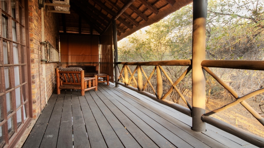 5 Bedroom Property for Sale in Marloth Park Mpumalanga