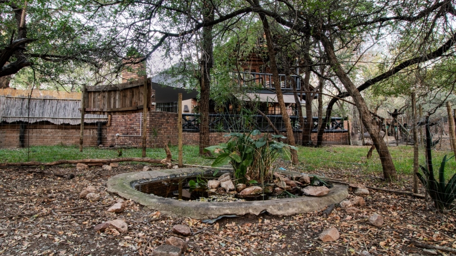 5 Bedroom Property for Sale in Marloth Park Mpumalanga