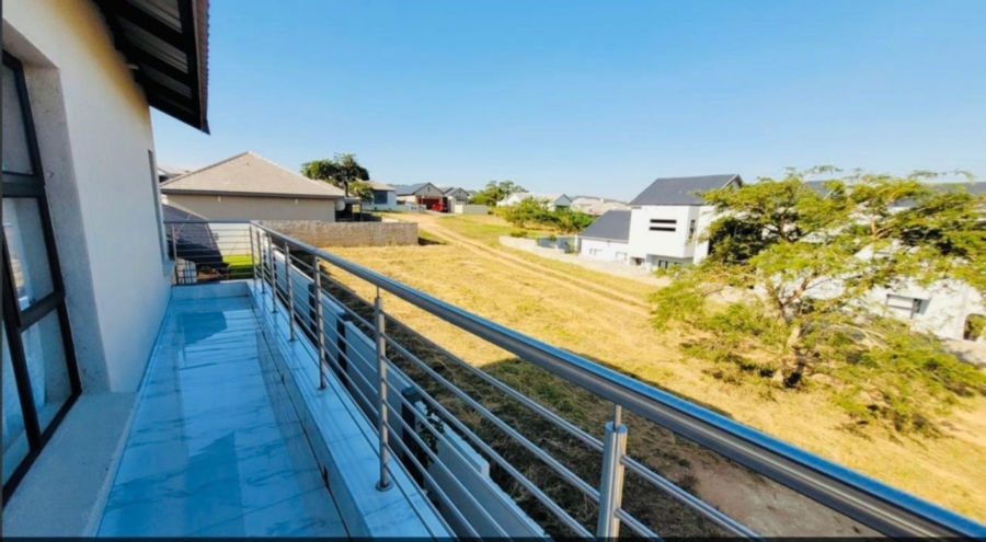 5 Bedroom Property for Sale in Elawini Lifestyle Estate Mpumalanga