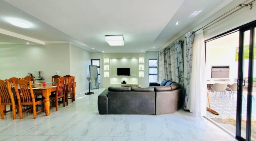5 Bedroom Property for Sale in Elawini Lifestyle Estate Mpumalanga
