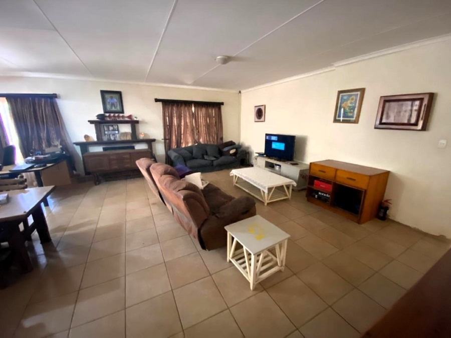 4 Bedroom Property for Sale in White River Mpumalanga