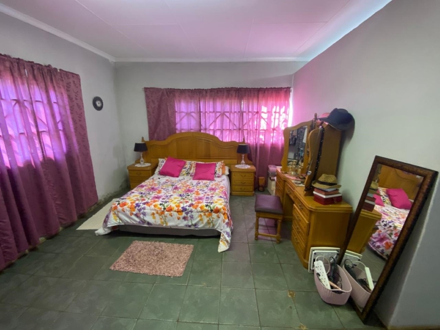 4 Bedroom Property for Sale in White River Mpumalanga