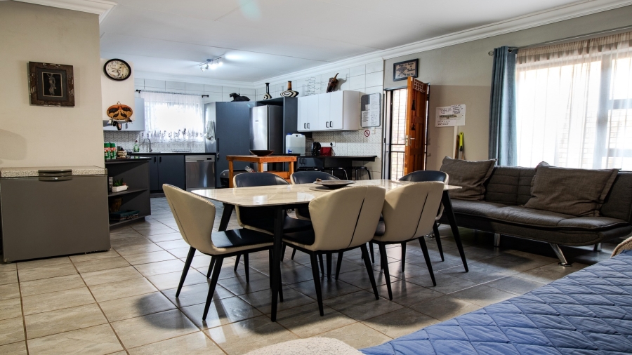 3 Bedroom Property for Sale in Marloth Park Mpumalanga