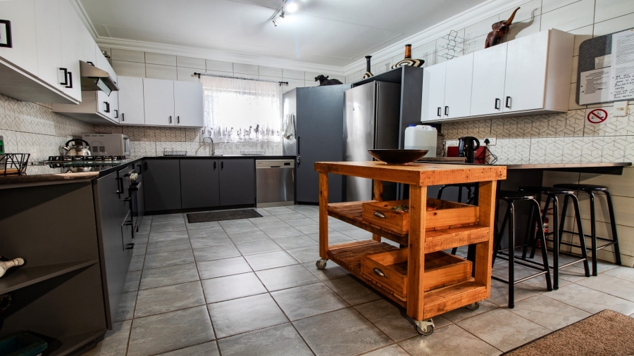 3 Bedroom Property for Sale in Marloth Park Mpumalanga