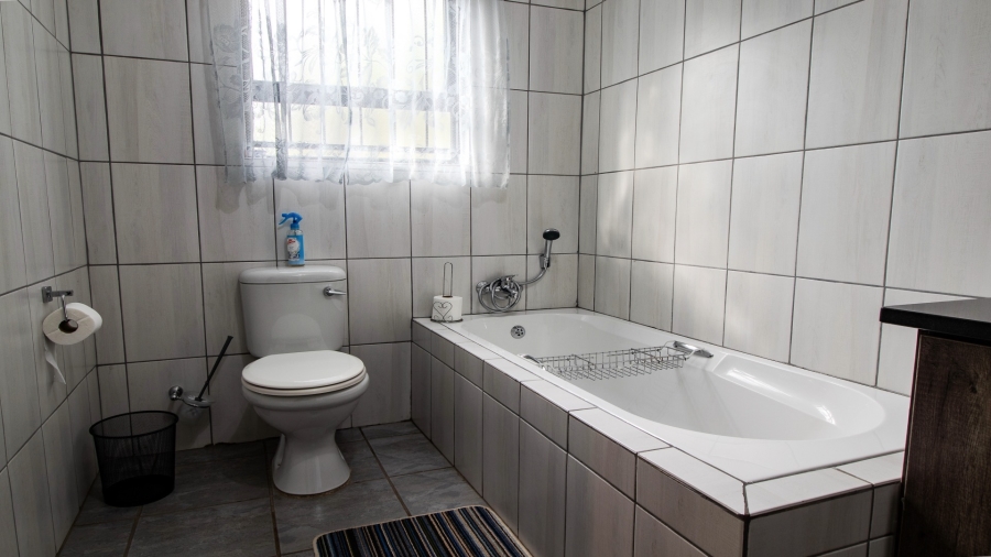 3 Bedroom Property for Sale in Marloth Park Mpumalanga