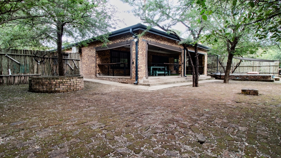 3 Bedroom Property for Sale in Marloth Park Mpumalanga