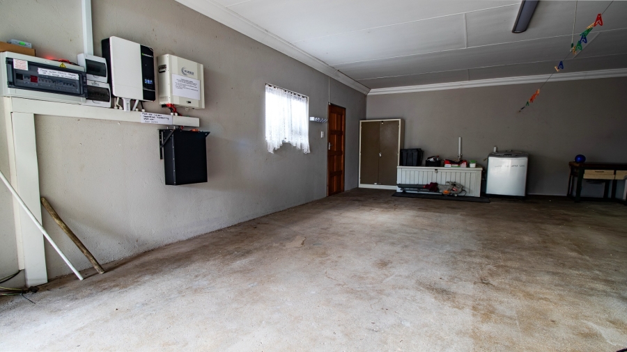 3 Bedroom Property for Sale in Marloth Park Mpumalanga