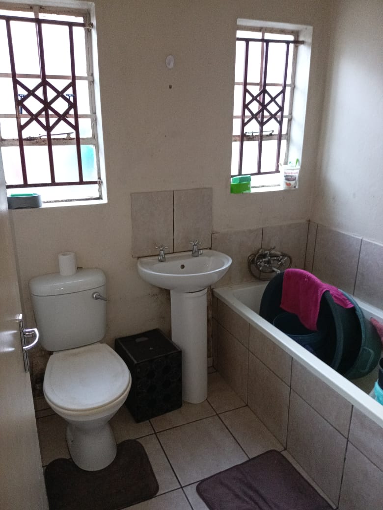 2 Bedroom Property for Sale in Ermelo Mpumalanga