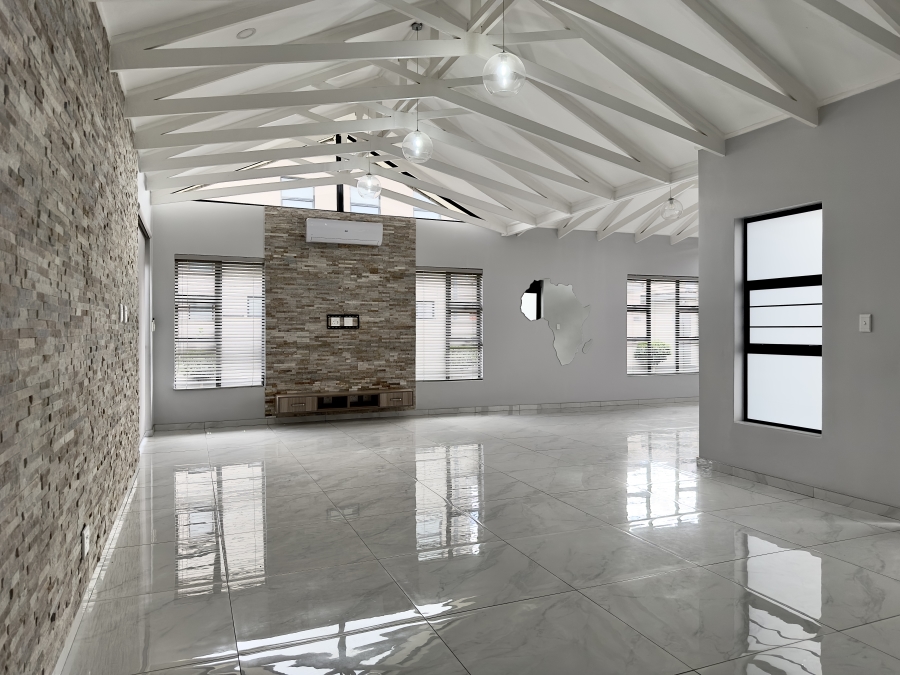 4 Bedroom Property for Sale in Secunda Mpumalanga