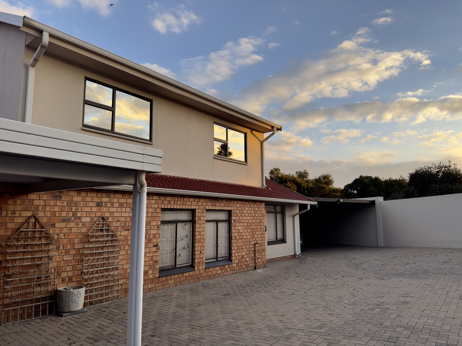 5 Bedroom Property for Sale in Noordrand Mpumalanga
