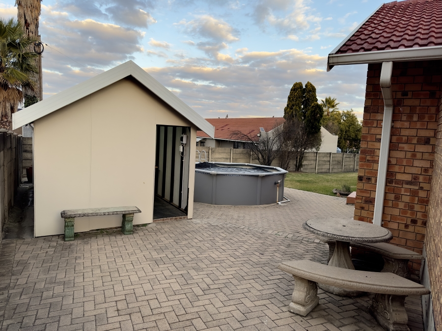 5 Bedroom Property for Sale in Noordrand Mpumalanga