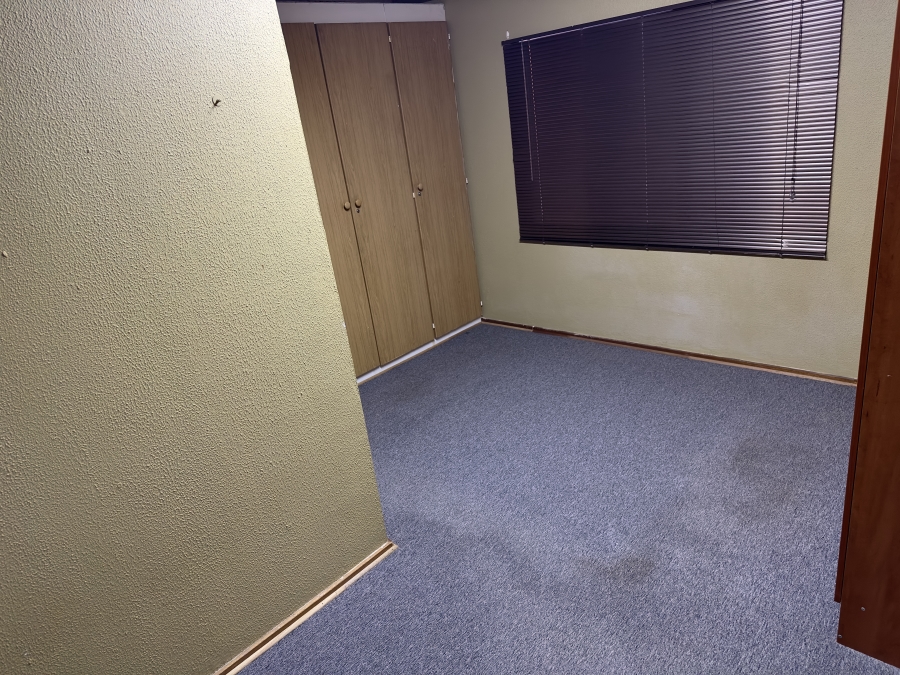 5 Bedroom Property for Sale in Noordrand Mpumalanga