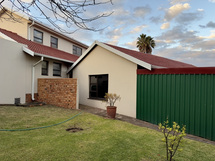 5 Bedroom Property for Sale in Noordrand Mpumalanga