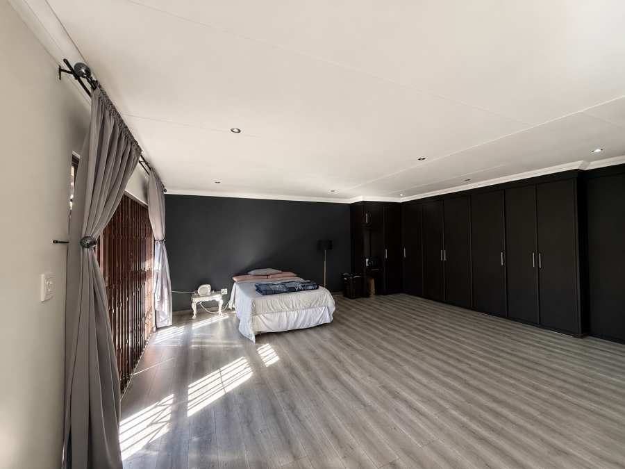 To Let 6 Bedroom Property for Rent in Secunda Mpumalanga