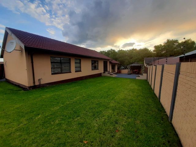 3 Bedroom Property for Sale in Secunda Mpumalanga