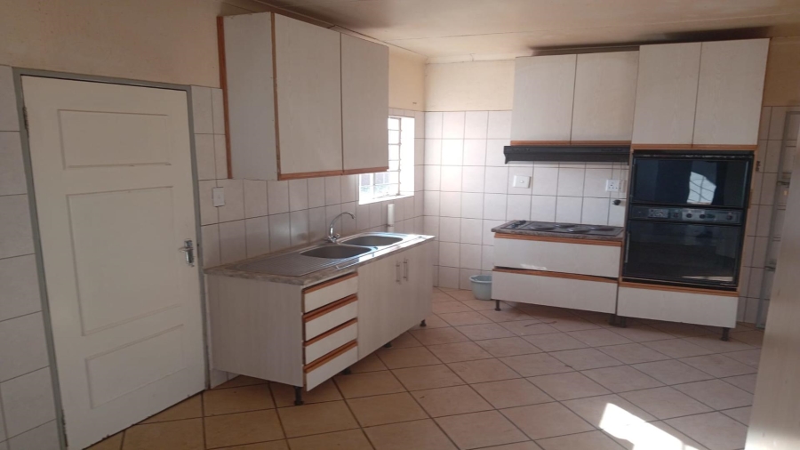 To Let 3 Bedroom Property for Rent in Springs AH Mpumalanga
