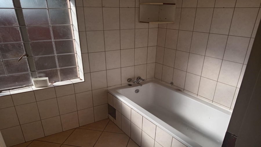 To Let 3 Bedroom Property for Rent in Springs AH Mpumalanga