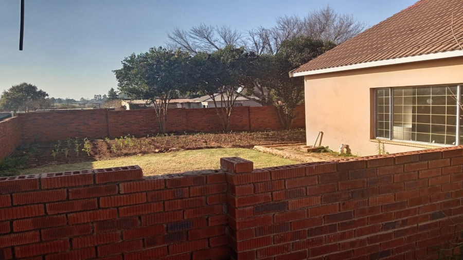 To Let 3 Bedroom Property for Rent in Springs AH Mpumalanga