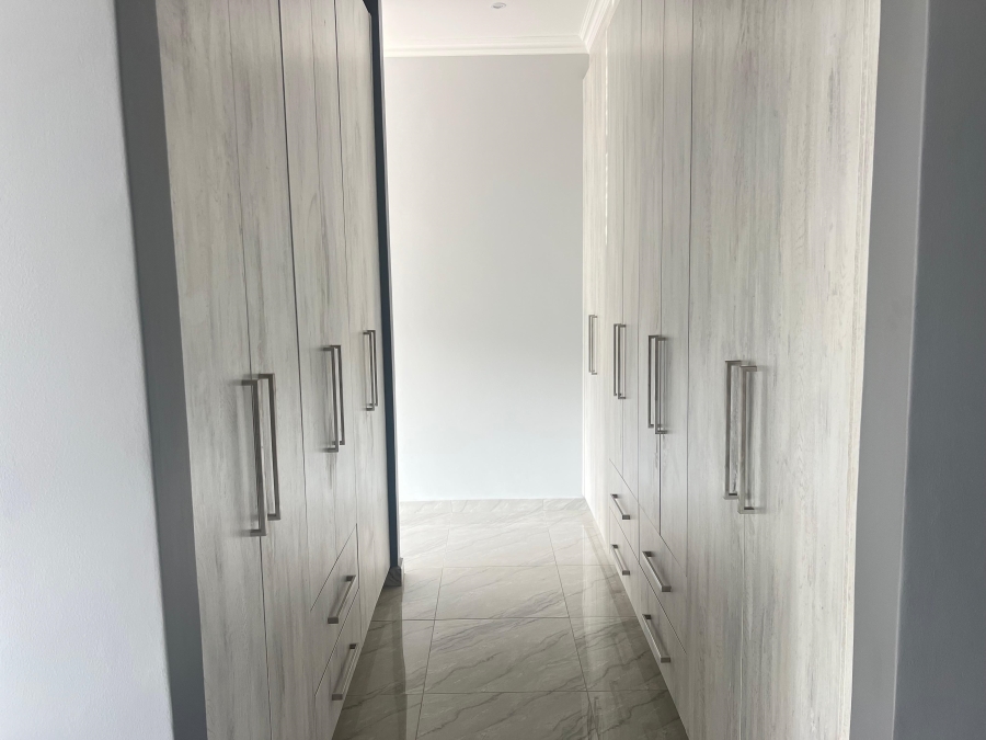 4 Bedroom Property for Sale in Elawini Lifestyle Estate Mpumalanga