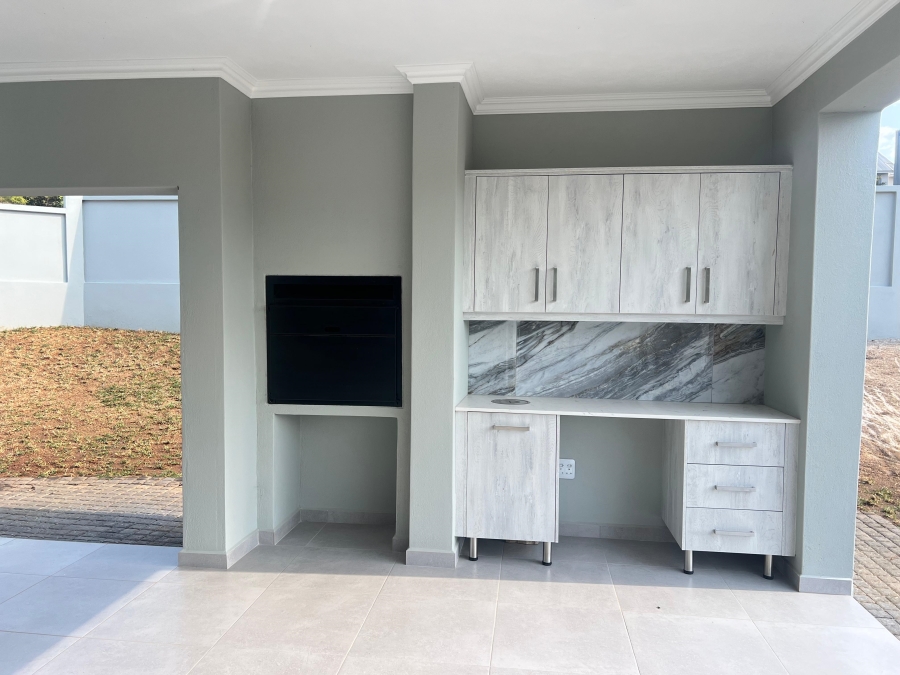 4 Bedroom Property for Sale in Elawini Lifestyle Estate Mpumalanga