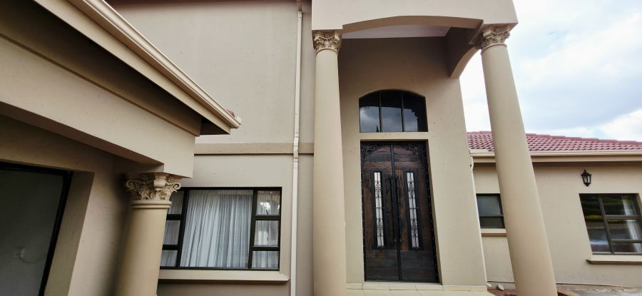 4 Bedroom Property for Sale in Ben Fleur Mpumalanga
