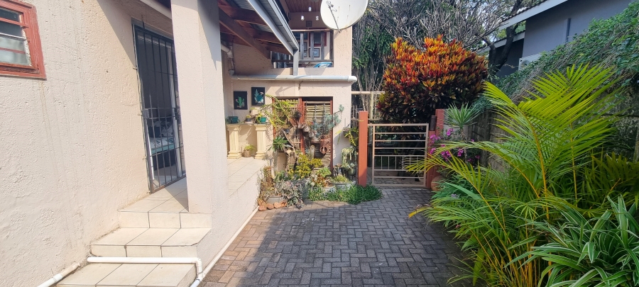 7 Bedroom Property for Sale in Nelspruit Ext 5 Mpumalanga