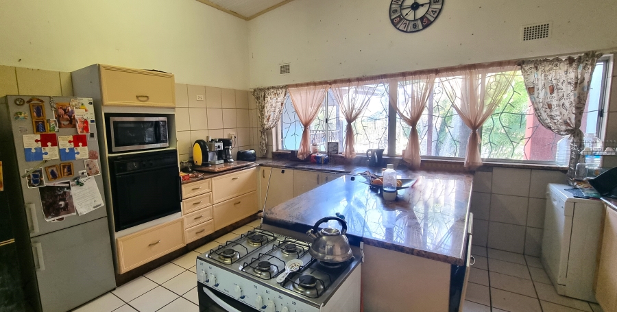 7 Bedroom Property for Sale in Nelspruit Ext 5 Mpumalanga