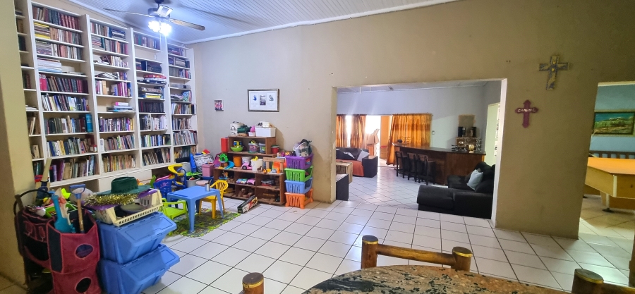 7 Bedroom Property for Sale in Nelspruit Ext 5 Mpumalanga