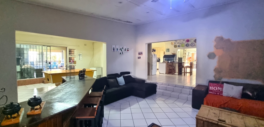 7 Bedroom Property for Sale in Nelspruit Ext 5 Mpumalanga
