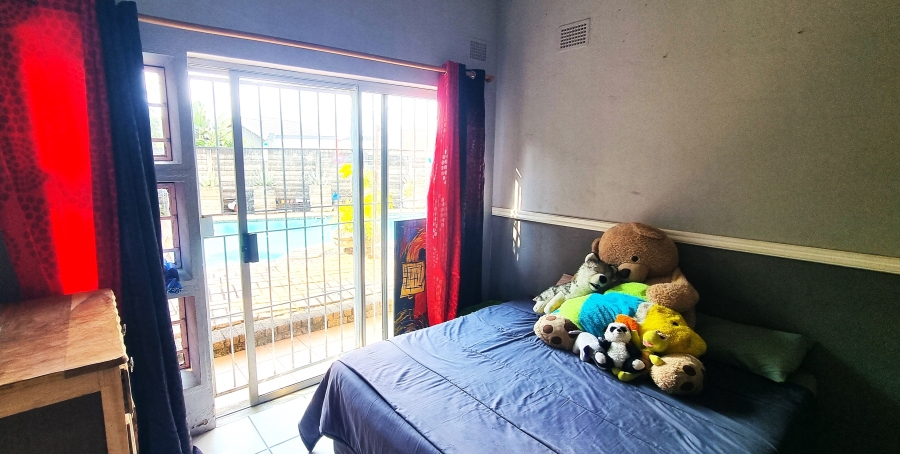 7 Bedroom Property for Sale in Nelspruit Ext 5 Mpumalanga