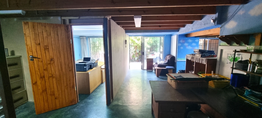 7 Bedroom Property for Sale in Nelspruit Ext 5 Mpumalanga
