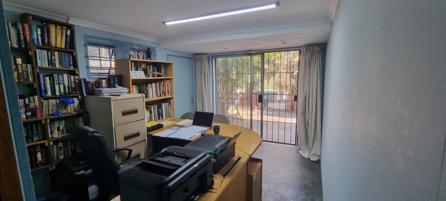 7 Bedroom Property for Sale in Nelspruit Ext 5 Mpumalanga