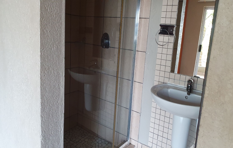 2 Bedroom Property for Sale in West Acres Mpumalanga