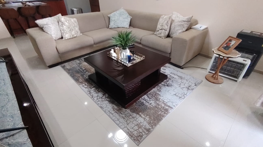 To Let 3 Bedroom Property for Rent in Nelspruit Ext 30 Mpumalanga