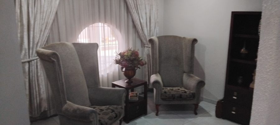 Commercial Property for Sale in Witbank Ext 16 Mpumalanga
