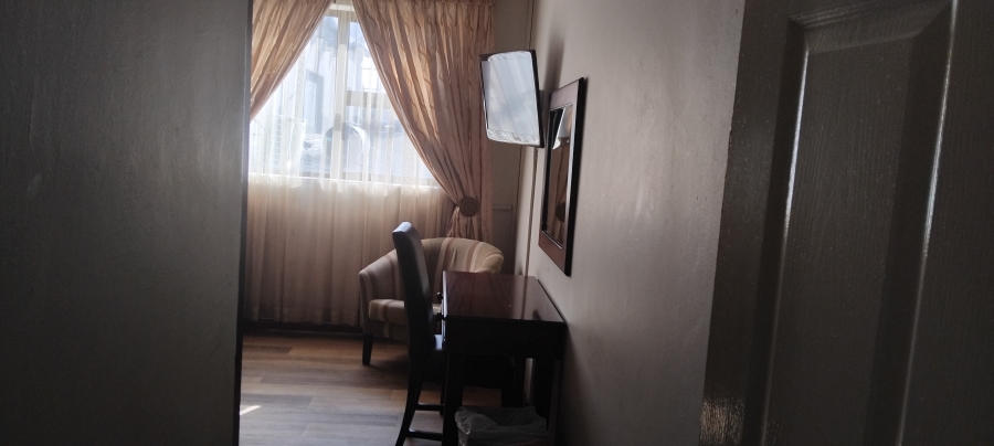 Commercial Property for Sale in Witbank Ext 16 Mpumalanga