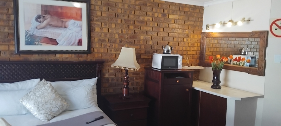Commercial Property for Sale in Witbank Ext 16 Mpumalanga