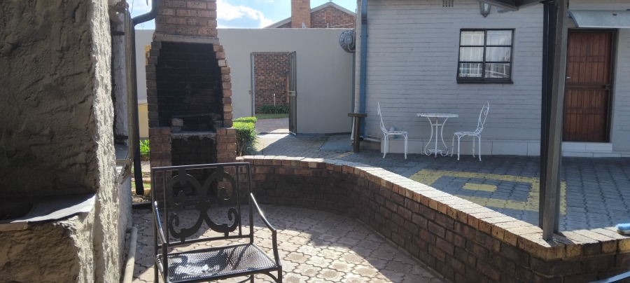 Commercial Property for Sale in Witbank Ext 16 Mpumalanga