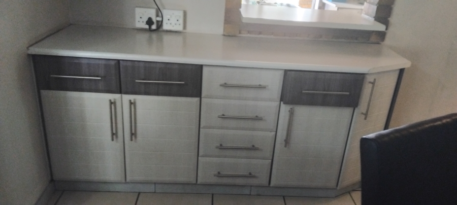 Commercial Property for Sale in Witbank Ext 16 Mpumalanga