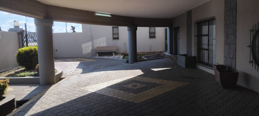 Commercial Property for Sale in Witbank Ext 16 Mpumalanga