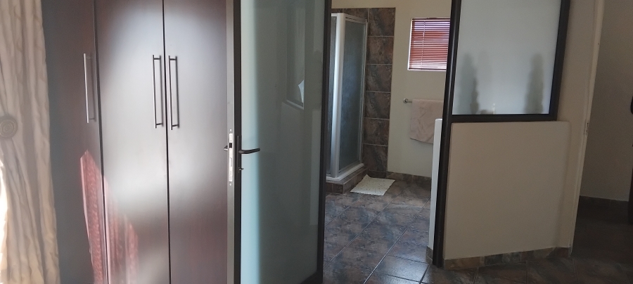 Commercial Property for Sale in Witbank Ext 16 Mpumalanga