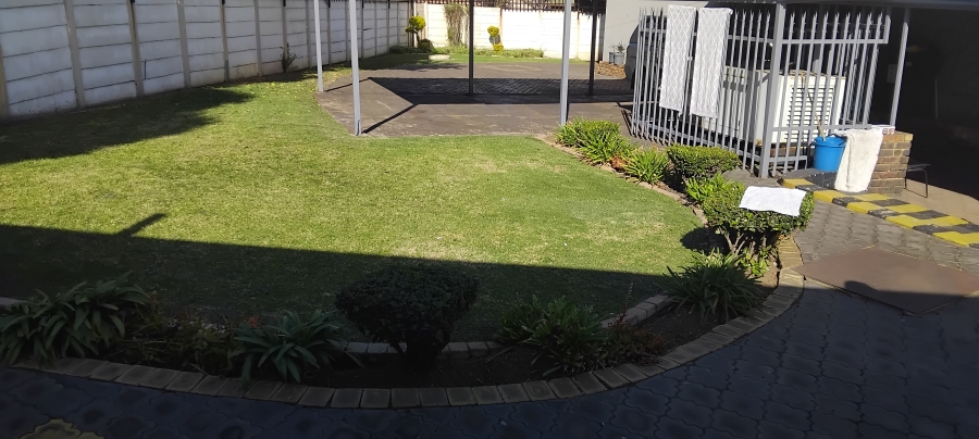Commercial Property for Sale in Witbank Ext 16 Mpumalanga