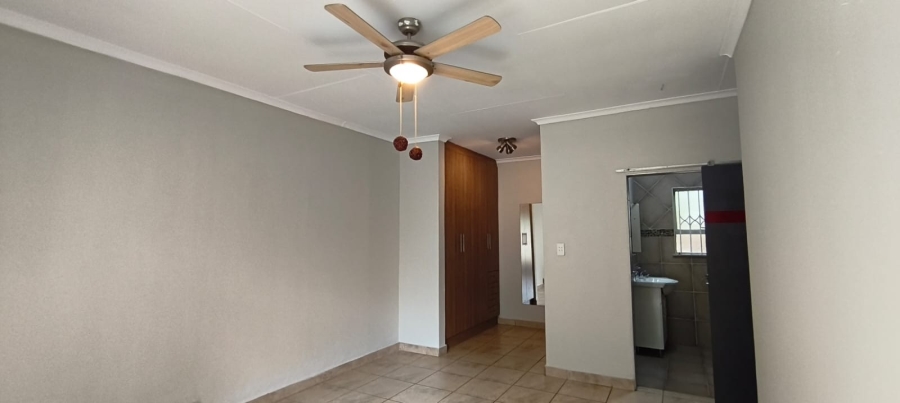 3 Bedroom Property for Sale in Nelspruit Ext 5 Mpumalanga